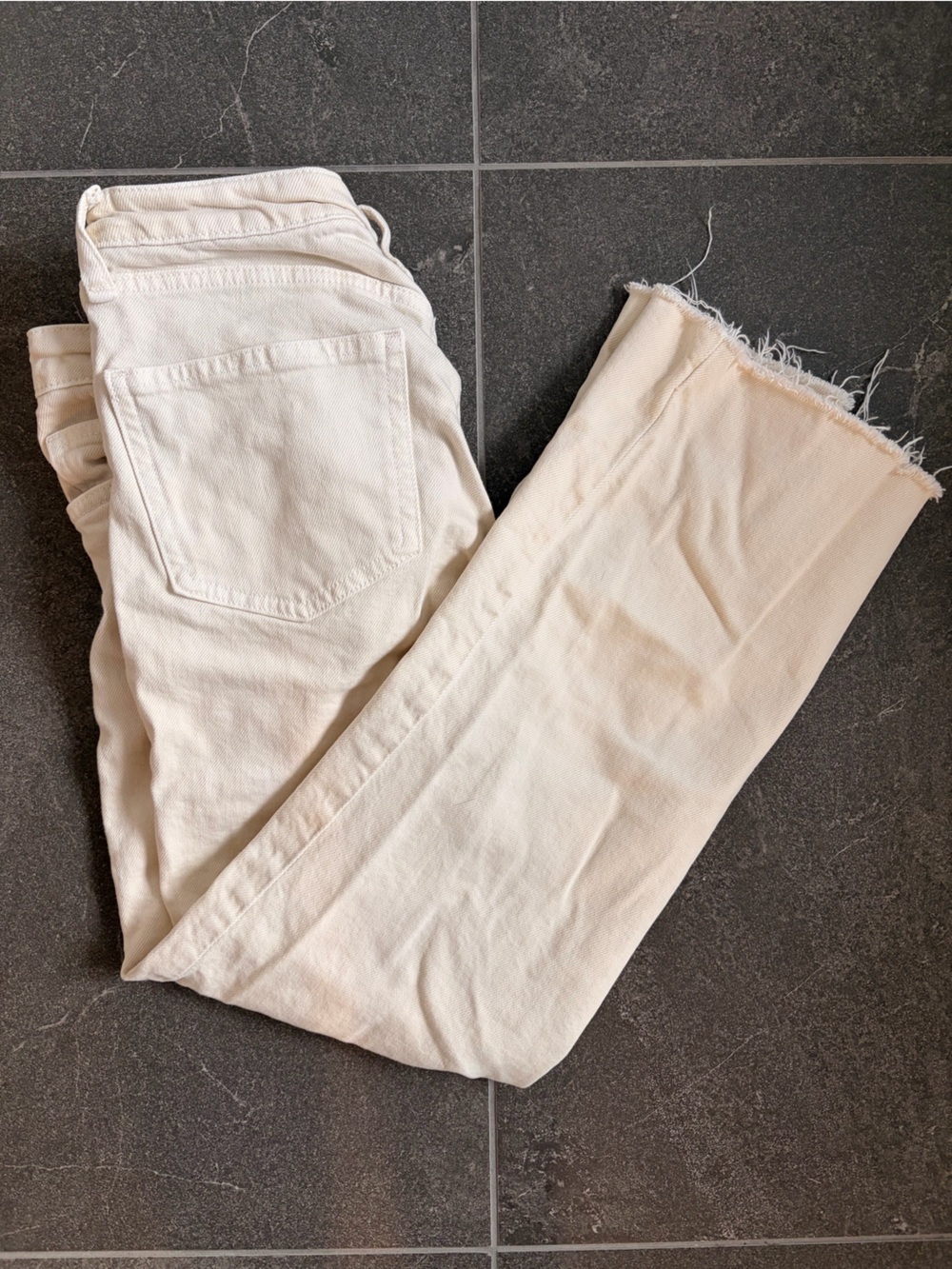 Zara Cream Raw-Hem Jeans